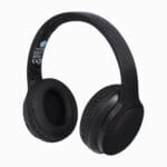 Loop recycled plastic headphones